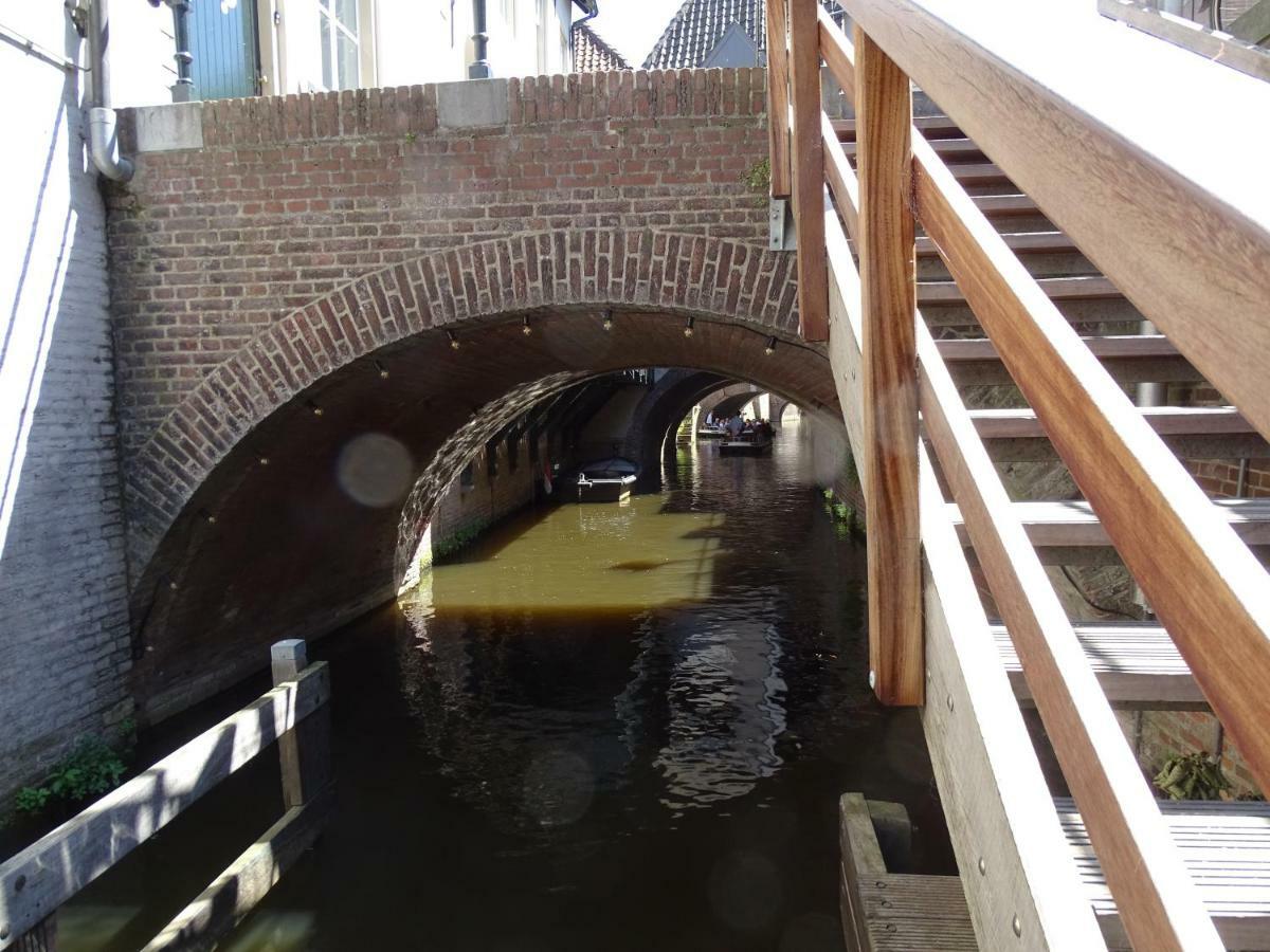 Roer, huisje aan de Maas Maren-Kessel Buitenkant foto