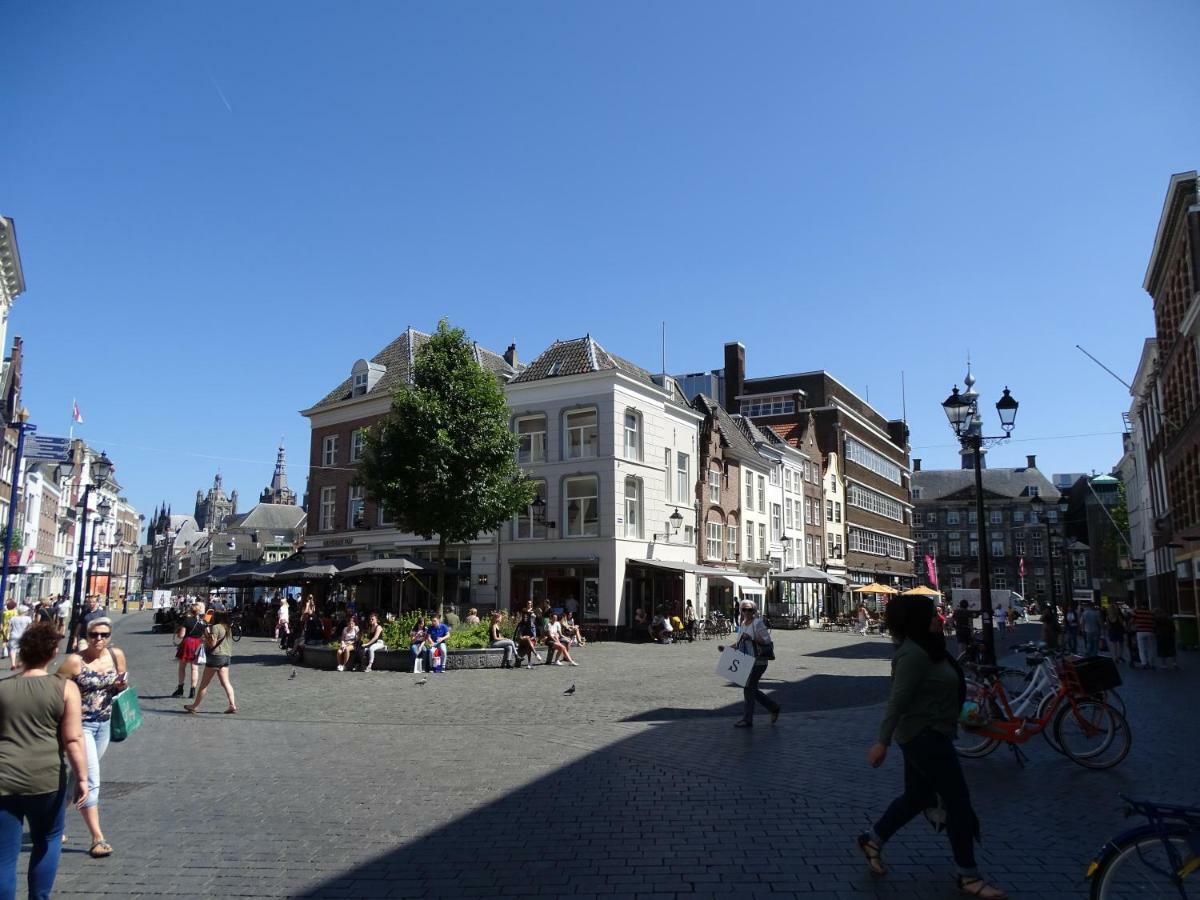 Roer, huisje aan de Maas Maren-Kessel Buitenkant foto