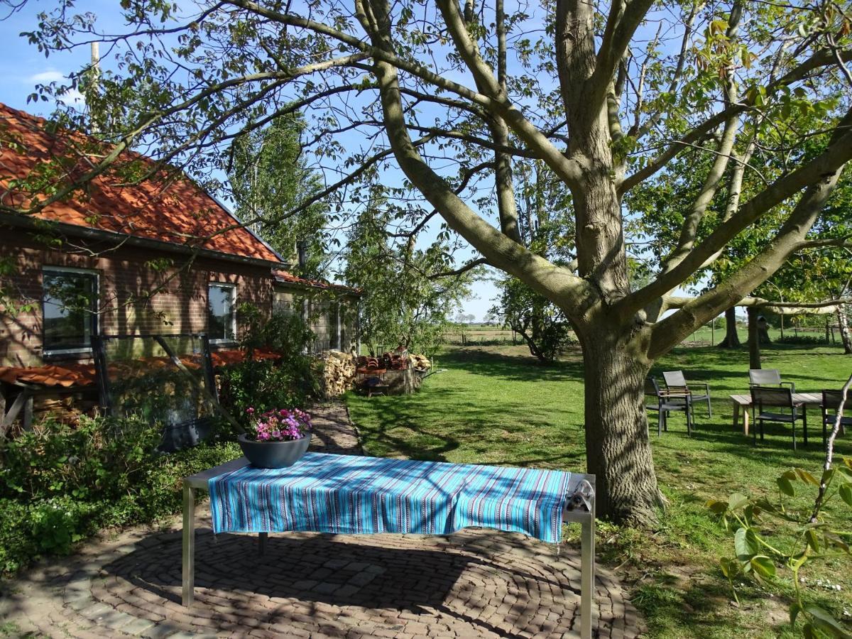 Roer, huisje aan de Maas Maren-Kessel Buitenkant foto